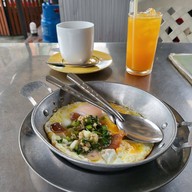 หมูกรอบบ้านมะลิ ซ.จิระ 15 บุรีรัมย์