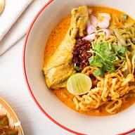 กิ๋นกับปริญญ์ (ลาบป้านำ)