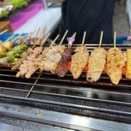หม่าล่าสายแดรกบางแสน -