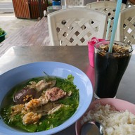 หมูกรอบบ้านมะลิ ซ.จิระ 15 บุรีรัมย์