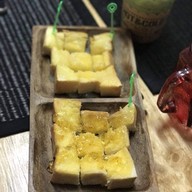 แอท พระนคร คอฟฟี่เฮ้าส์ & เรสเตอรองท์  สาขา 1