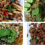 ข้าวไข่เจียวทรงเครื่อง&ยำแซ่บ