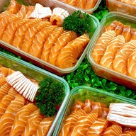Salmon khunnai (แซลมอน คุณนาย) ดองซีอิ้วเกาหลี + สลัด จันทร์ทองเอี่ยม