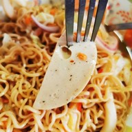 เมนูของร้าน ลูกหมูอ้วนยำแซ่บ พิศาลโครงการ 5 ซอย 3