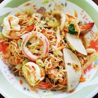 เมนูของร้าน ลูกหมูอ้วนยำแซ่บ พิศาลโครงการ 5 ซอย 3