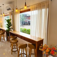 บรรยากาศ Phakar Cafe & Bistro