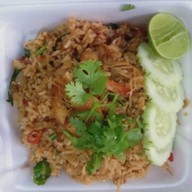 ร้านยำแล้วไง