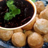 กาแฟสด น้ำปั่น ลูกชิ้นทอด สะแกงาม