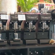 Red Diamond Cafe ทองหล่อ