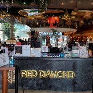 Red Diamond Cafe ทองหล่อ