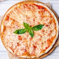 BELLA'S PIZZA HOMEMADE สาขา 1 หน้า ทวียนต์ ( ร.ร รุ่งอรุณ )
