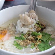 โจ๊กใจดี มทส.ประตู4