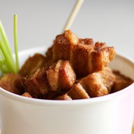 กัตกรีนวีแกนฟู้ด cafe แปลงผักลุงชวน ชวนคุณคาเฟ่