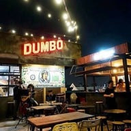 หน้าร้าน Dumbo Rooftop Jazzbar
