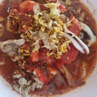 เฮือนเฮื้องน้อย