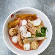 เจ้อ้วนเย็นตาโฟ