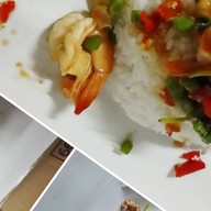 ผลไม้สดดองริมทาง ลูกชิ้นปลาระเบิด ผลไม้สด  ยำ น้ำอัดลม น้ำปลา่าว