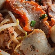 ก๋วยเตี๋ยวต้มยำมะนาวสด อู๋จี๊ ตี๋น้อย