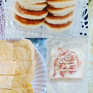 โตเกียวลุงปุ๊ ป้าอร (หน้า ดร)