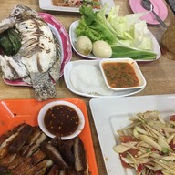เมนูของร้าน ส้มตำวัยรุ่น