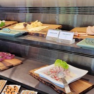 เมนูของร้าน The Brasserie Holiday Inn Bangkok Silom Hotel