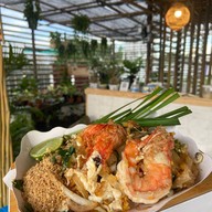 ผัดไทยในสวน