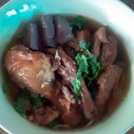 อาหารตามสั่ง&ก๋วยเตี๋ยวป้าโกบ้านน้ำดิบ