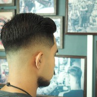 18 Monkey Barber 1