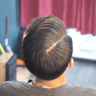 18 Monkey Barber 1