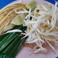 เมนู อั้งผัดไทย หอยทอด