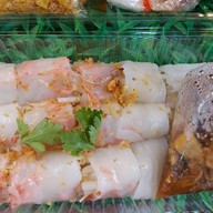 หลากเส้นเน้นโรล