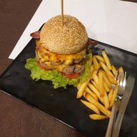 เมนูของร้าน Aloha Burger สาขาใหม่ ดอนเมือง อะโลฮ่า เบอร์เกอร์ สาขาใหม่ ดอนเมือง
