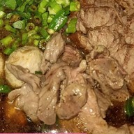 ครัวรุ่งโรจน์ ปูไข่ดอง กุ้งดองน้ำปลากวน