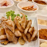 ยูรัก ซาวน่า