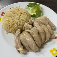เมนูของร้าน บุญตงเกียรติ ข้าวมันไก่สิงคโปร์ ทองหล่อ