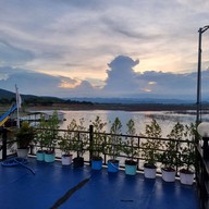 แพกิ่งกาญจน์ ฟิชชิ่ง & โฮมสเตย์