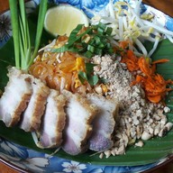 เมนูของร้าน ผัดไท หอยทอด ชูใจ