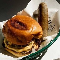 Steve Foodie Sausages:Burger/ Hotdog/ Currywurst/ Sausages Head quarter