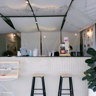 บรรยากาศ FLO coffee