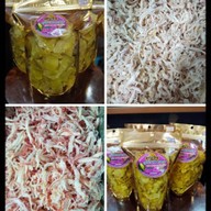 เจ๊อ้อ ของฝาก สาขา1 ตลาดไม้