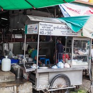 ก๋วยเตี๋ยวเนื้อ โกอ้วน ตลาดโต้รุ่งหัวหิน