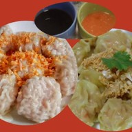 ก๋วยเตี๋ยวแห้งโบราณ/ขนมจีบต้มธันยรัตน์