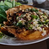 เมนูของร้าน สวนอาหารบ้านใบเตย