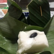 เมนูของร้าน ขนมหวานตลาดพลูเจ้าเก่า (แม่เจ็ง) หน้าถนน