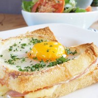 Princess cafe Sukhumvit 81