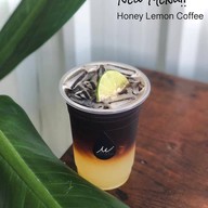 MIZU cafe in car เทพปัญญา