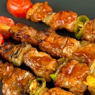 แสบเลียไม้ บาร์บีคิว