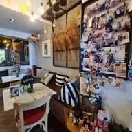 บรรยากาศ I Do Cafe’ ไอดูคาเฟ่ หัวหิน