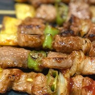 แสบเลียไม้ บาร์บีคิว