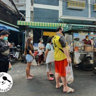 หน้าร้าน ชญาดา หมูสะเต๊ะ